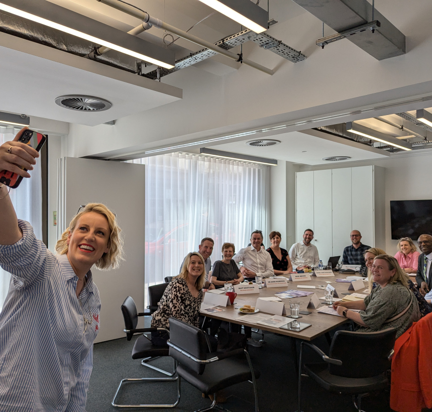 steph taking a selfie